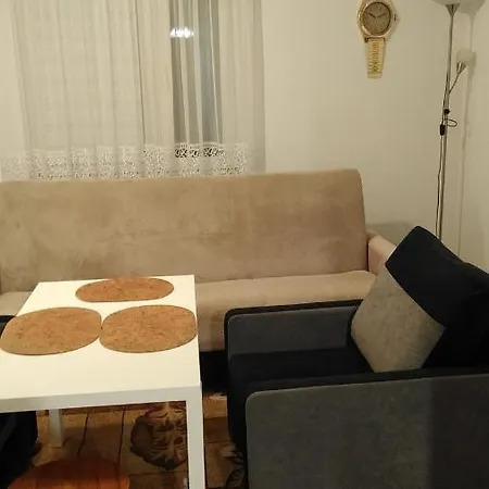 Elmarkos アパート *